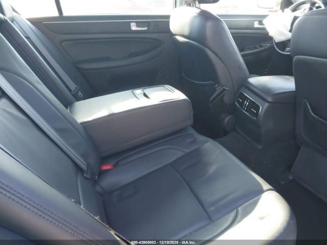 Hyundai Genesis 5.0 R-spec Image 16