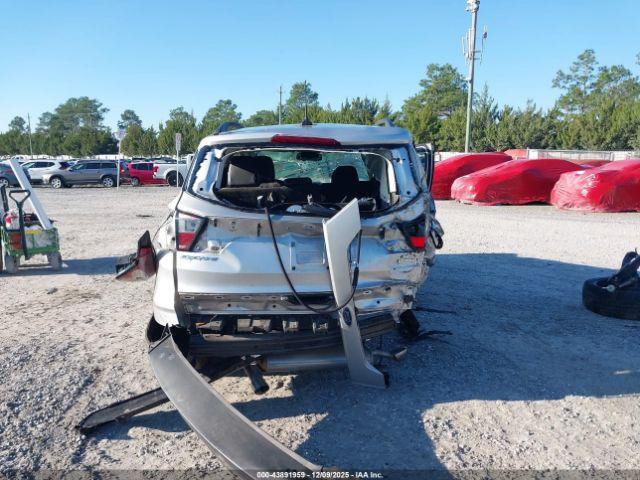 Ford Escape Se Image 10