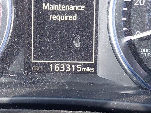 Toyota Highlander Limited V6 Image 10