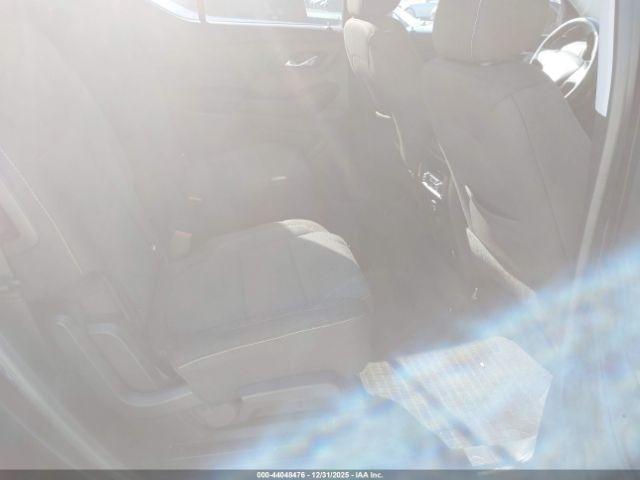 Chevrolet Traverse Fwd Lt Cloth Image 10