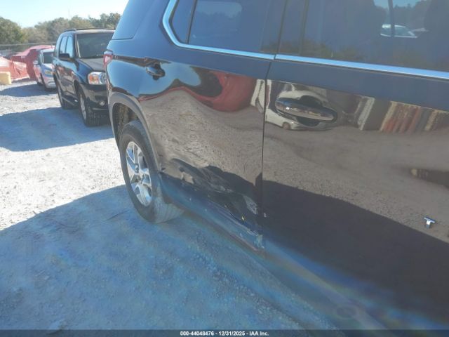 Chevrolet Traverse Fwd Lt Cloth Image 19