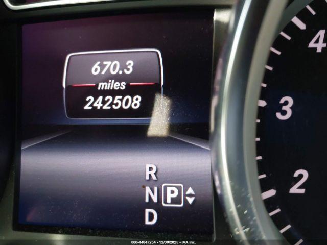 Mercedes-Benz M-Class Image 6