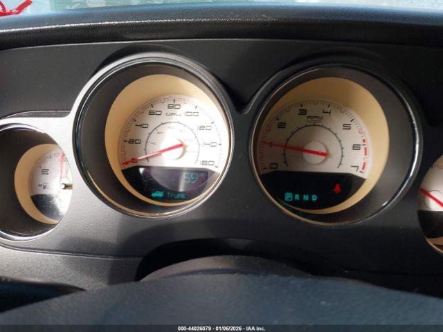 Dodge Challenger Image 6