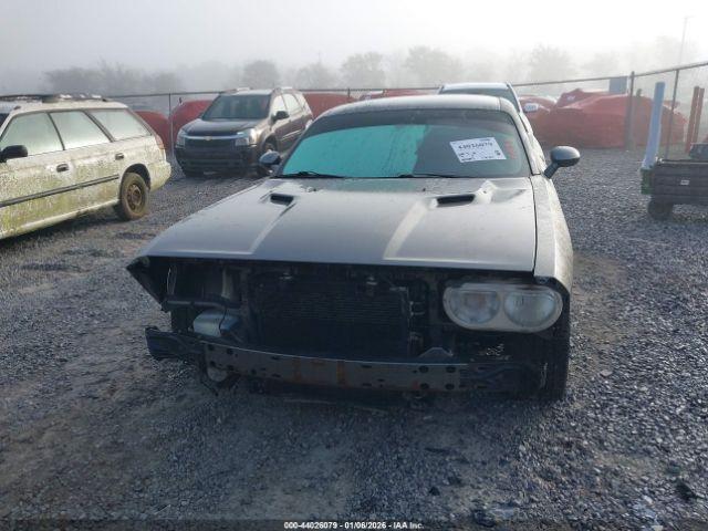 Dodge Challenger Image 12