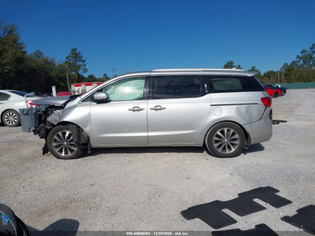 Kia Sedona Sx Image 11