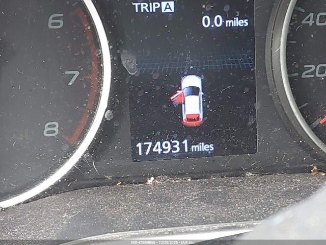 Mitsubishi Eclipse Le Image 2