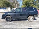 Lexus LX 570 Image 12
